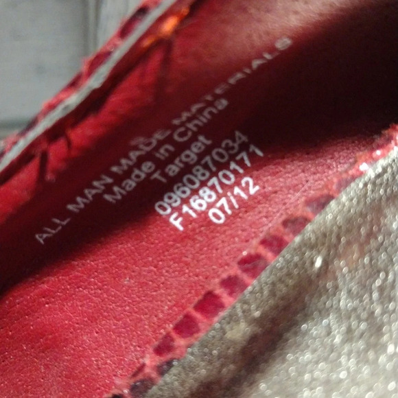 Vintage Dark Ruby Red Snake Print Pretty Stiletto Heels Women's Size 6 - Picture 6 of 6